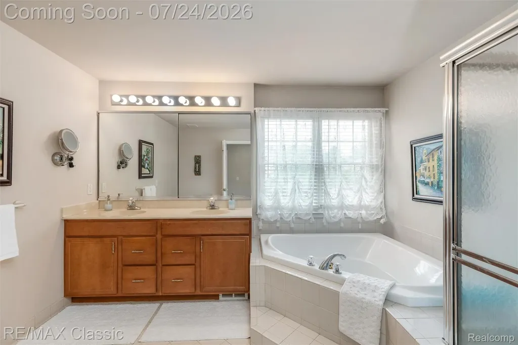 24859 Terra Del Mar Drive Novi City MI 48374