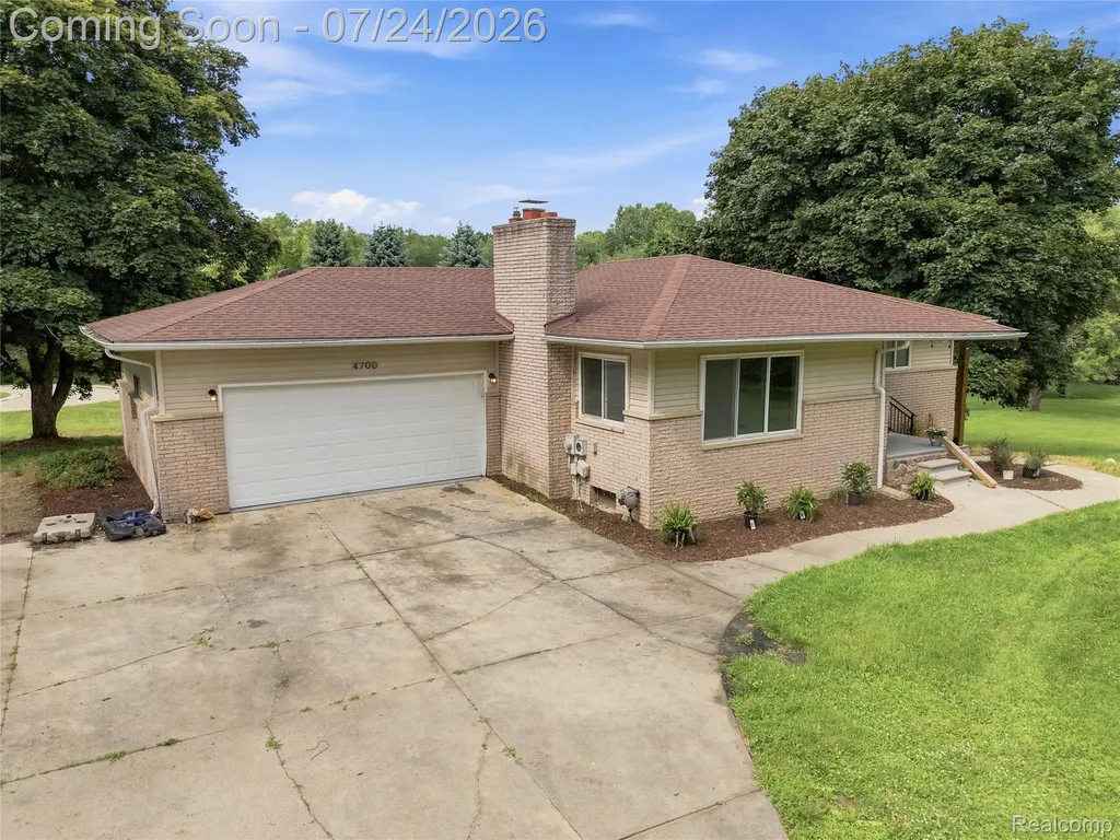 4700 Indianwood Court Independence Charter Township MI 48348