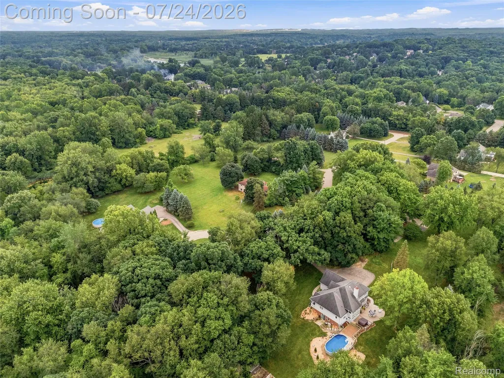 4700 Indianwood Court Independence Charter Township MI 48348