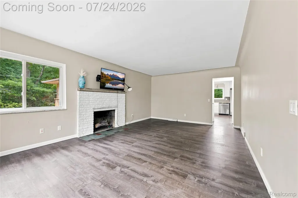 4700 Indianwood Court Independence Charter Township MI 48348