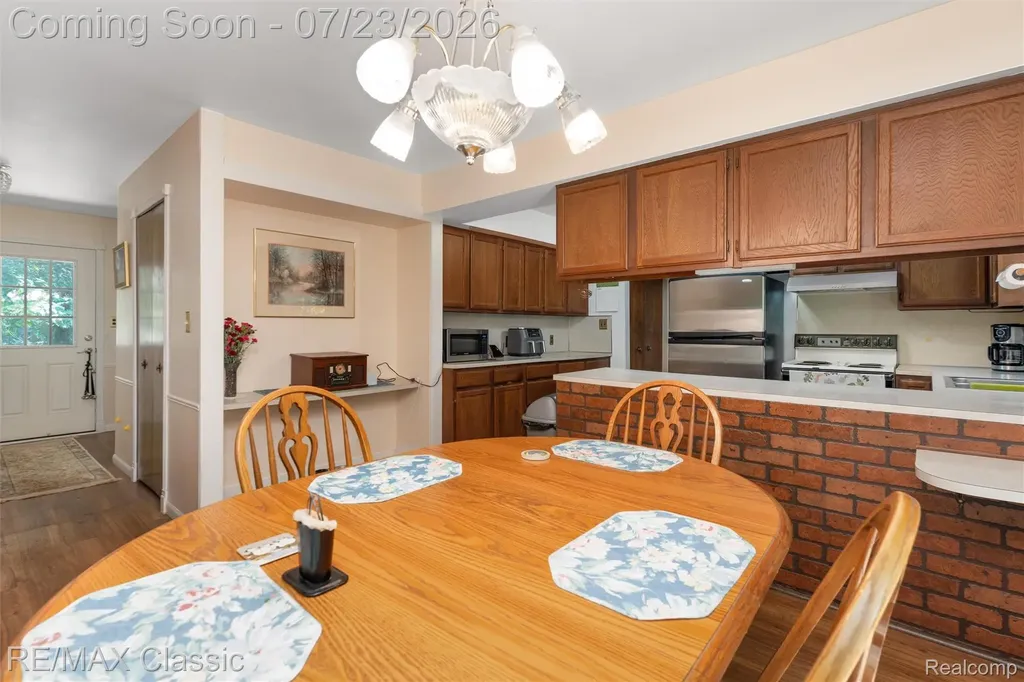 48155 9 Mile Road Novi City MI 48167