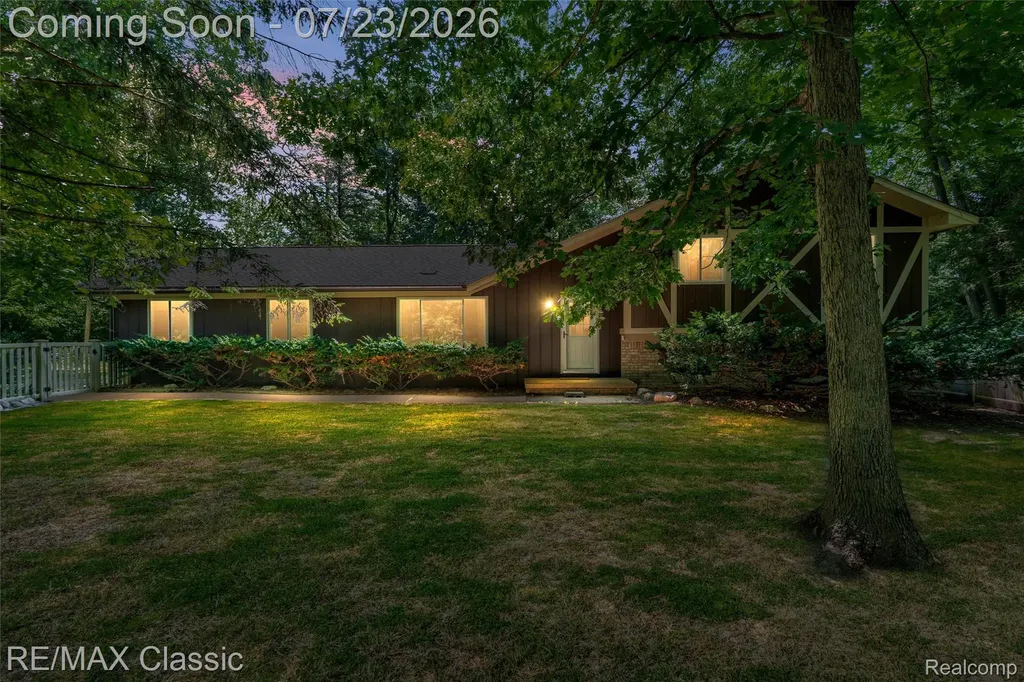 48155 9 Mile Road Novi City MI 48167