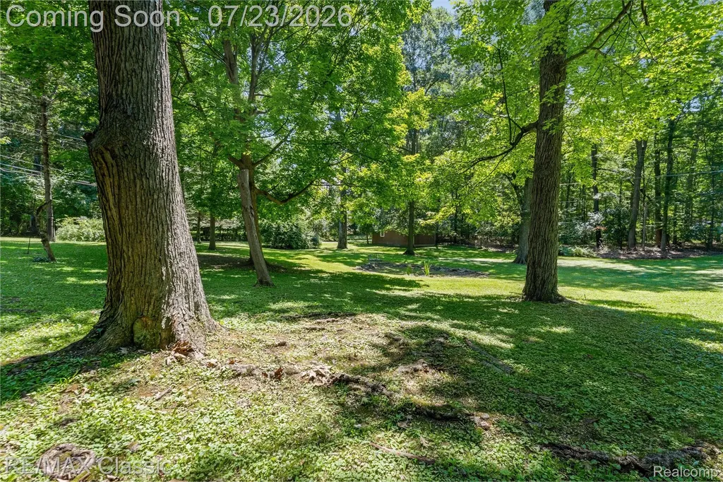 48155 9 Mile Road Novi City MI 48167