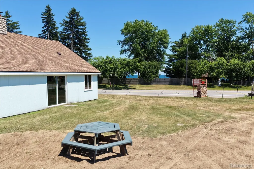 2898A Lakeshore Road Sanilac Township MI 48401