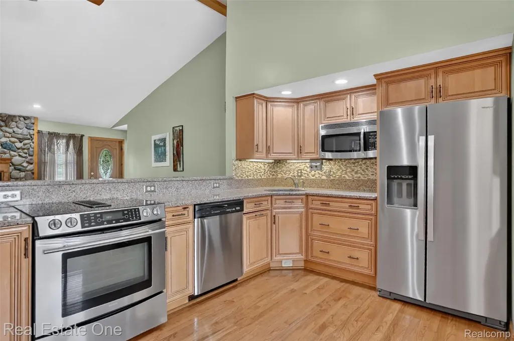 23200 Lazy K Drive Lyon Charter Township MI 48178