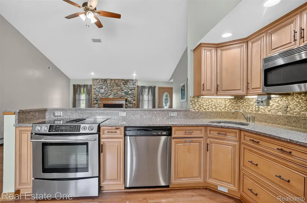 23200 Lazy K Drive Lyon Charter Township MI 48178
