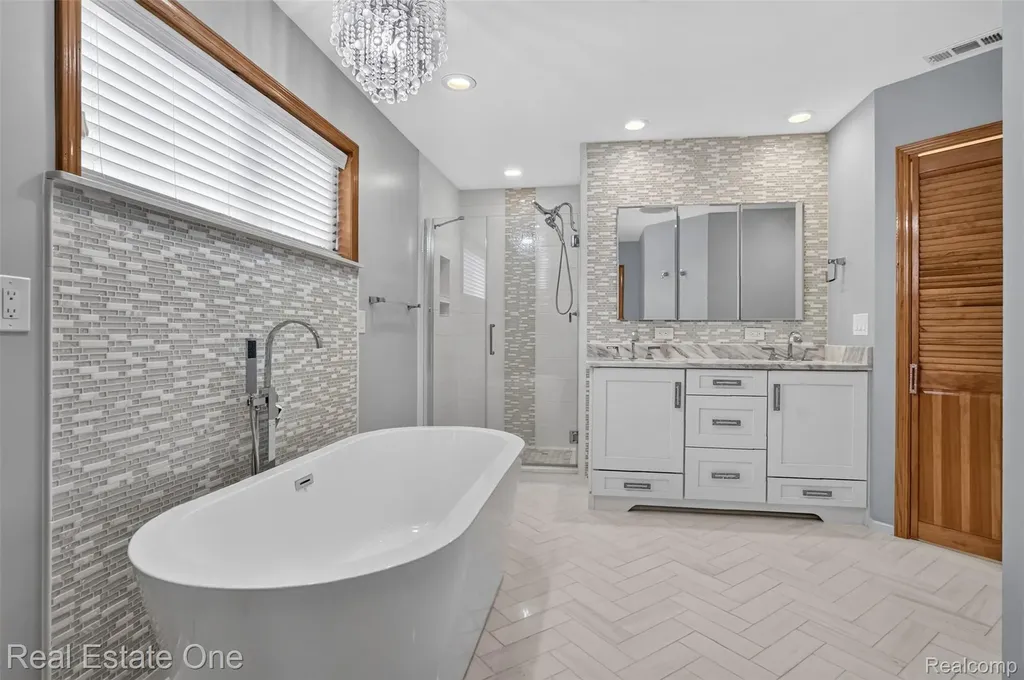 23200 Lazy K Drive Lyon Charter Township MI 48178