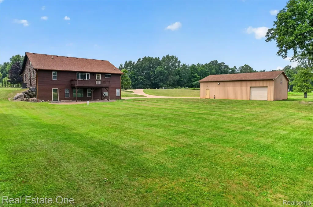23200 Lazy K Drive Lyon Charter Township MI 48178