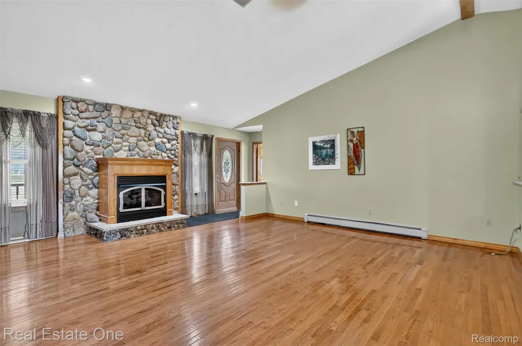 23200 Lazy K Drive Lyon Charter Township MI 48178