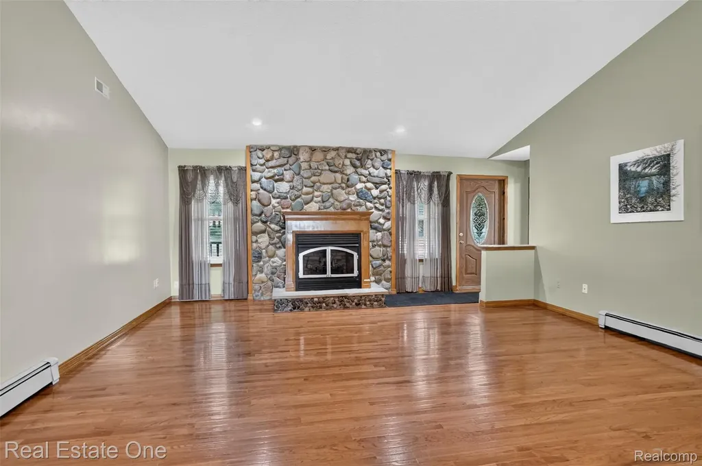 23200 Lazy K Drive Lyon Charter Township MI 48178