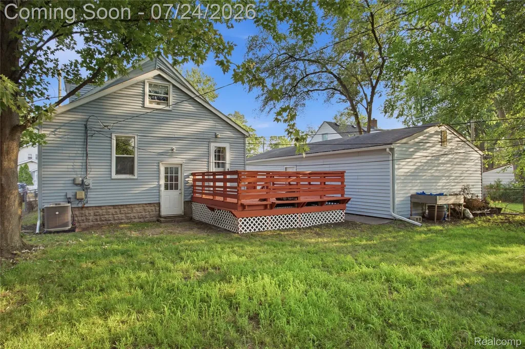 35120 Norene Street Westland City MI 48186