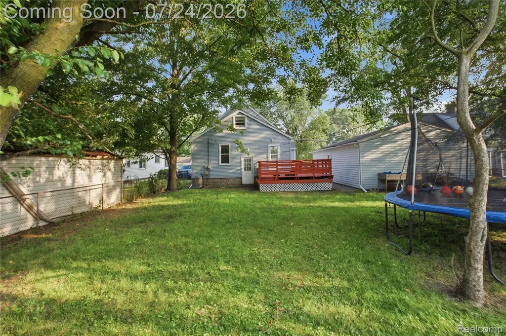35120 Norene Street Westland City MI 48186