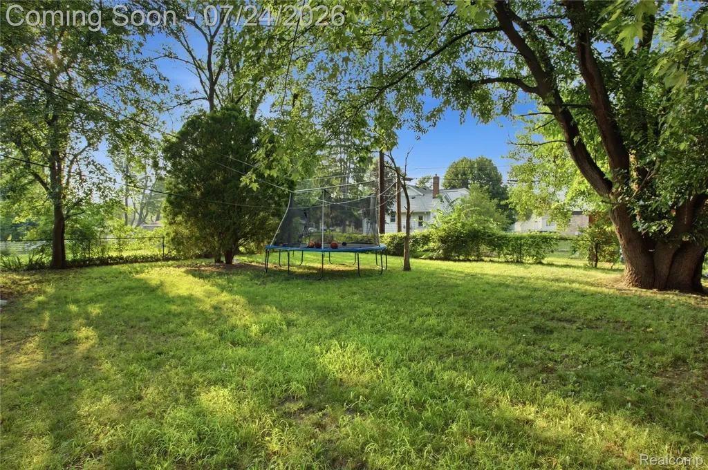35120 Norene Street Westland City MI 48186