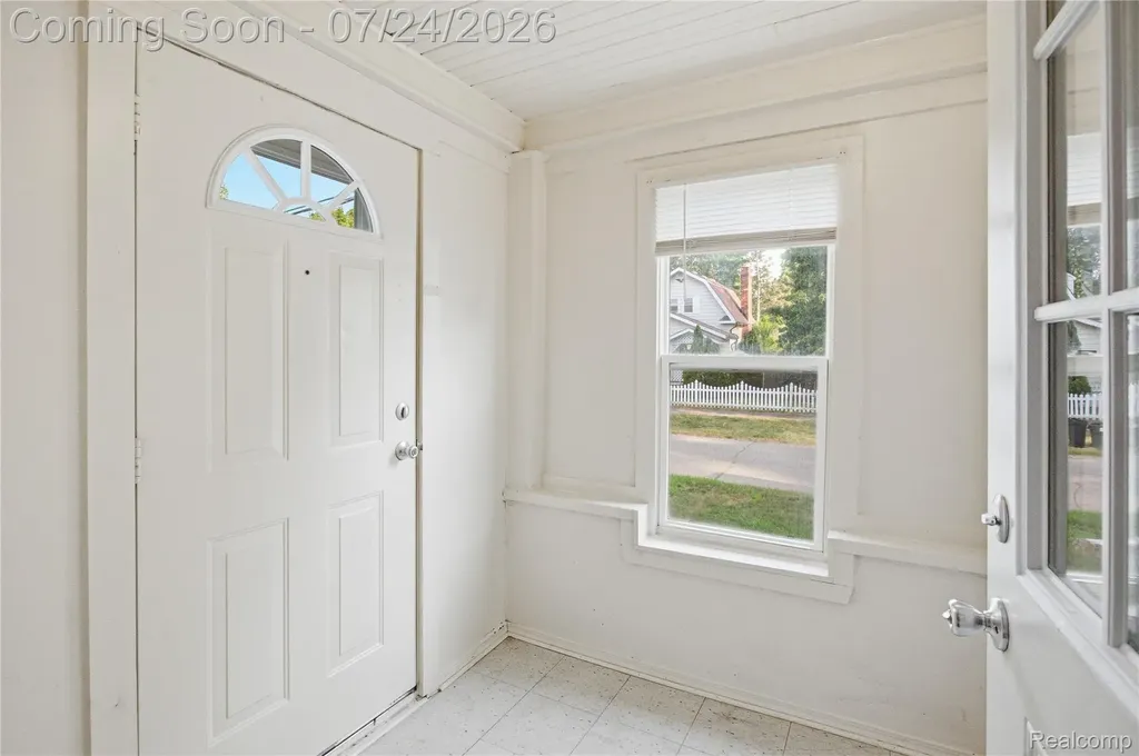 35120 Norene Street Westland City MI 48186
