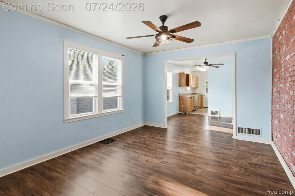 35120 Norene Street Westland City MI 48186