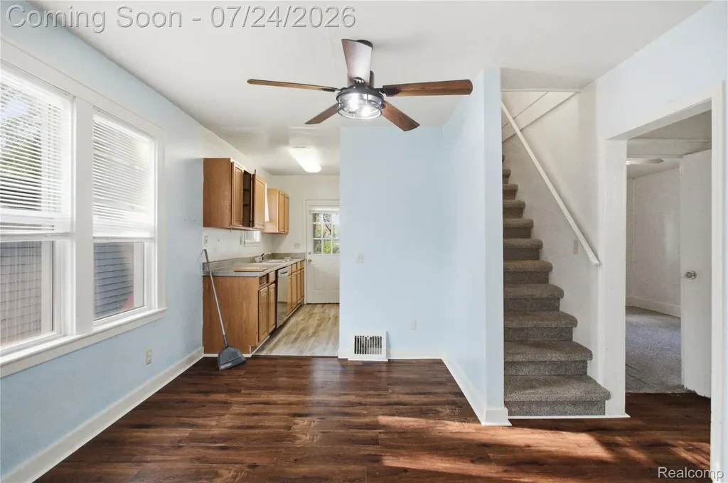 35120 Norene Street Westland City MI 48186