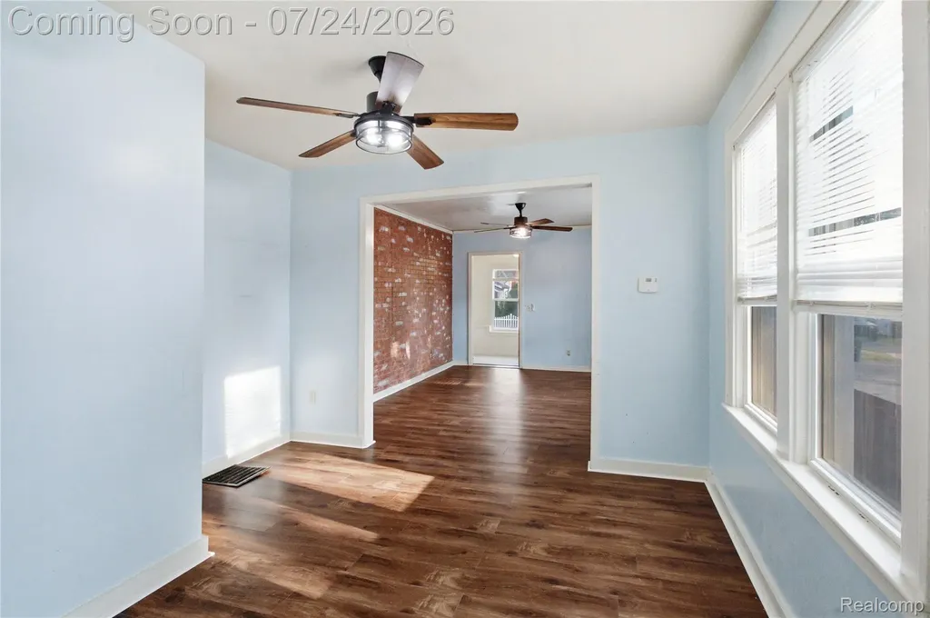 35120 Norene Street Westland City MI 48186