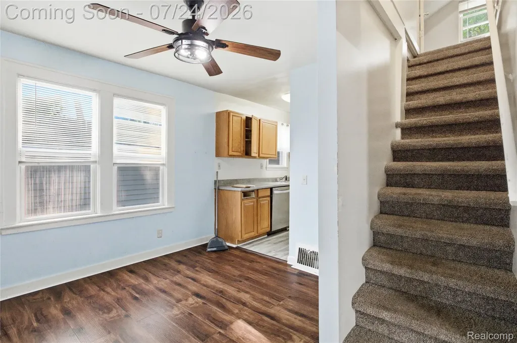 35120 Norene Street Westland City MI 48186