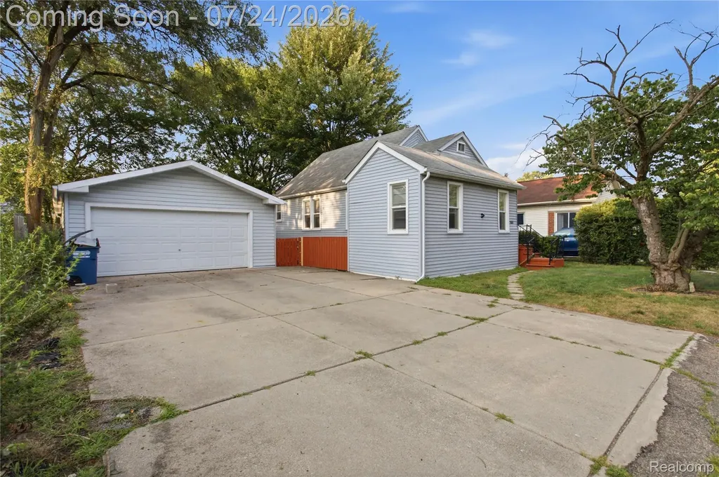 35120 Norene Street Westland City MI 48186