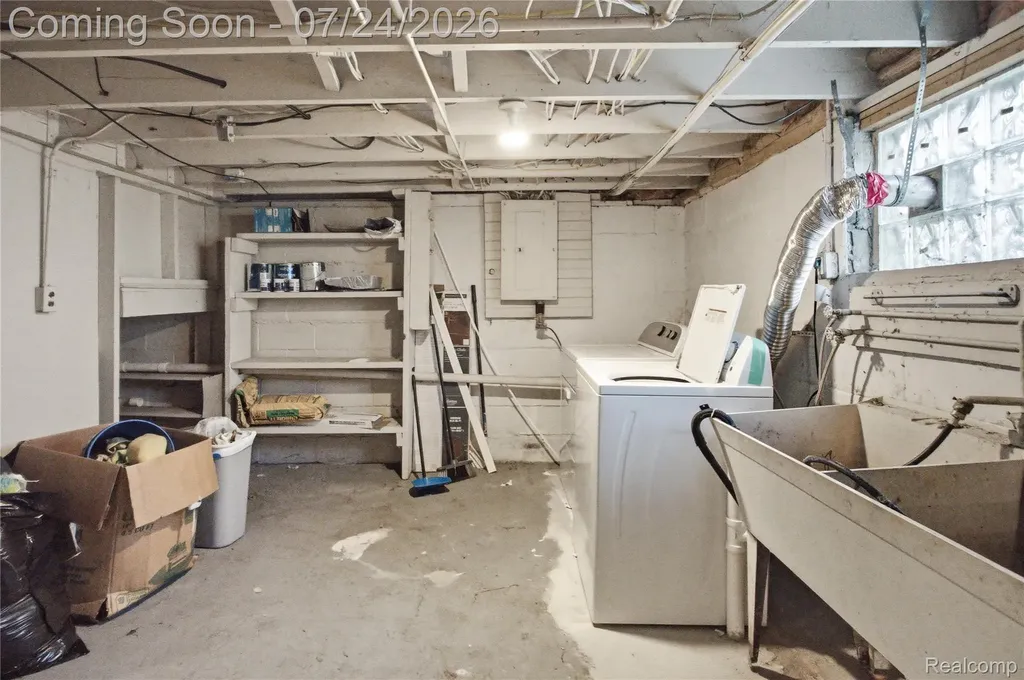 35120 Norene Street Westland City MI 48186