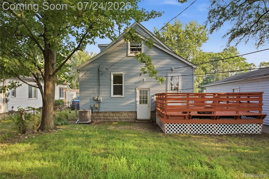 35120 Norene Street Westland City MI 48186