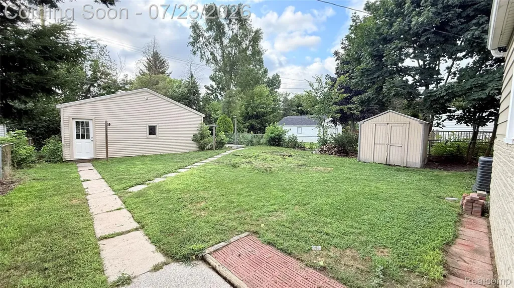 1412 18th Street Port Huron City MI 48060