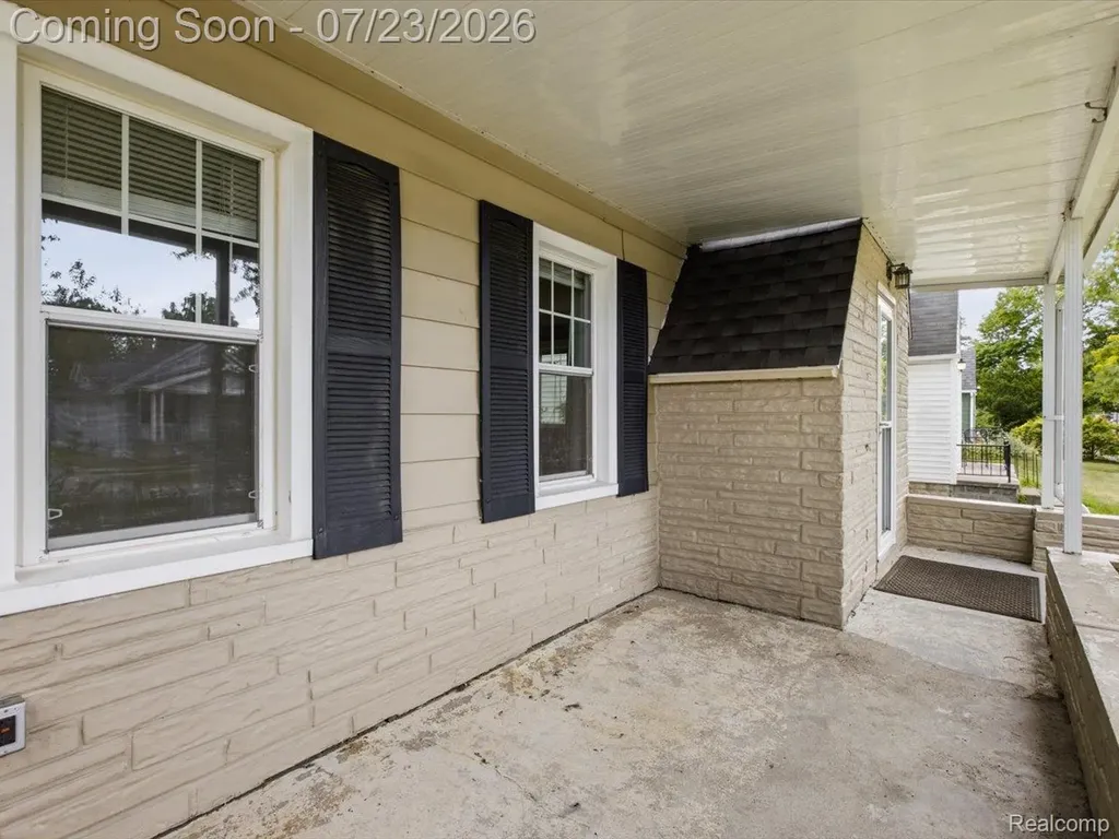 1412 18th Street Port Huron City MI 48060