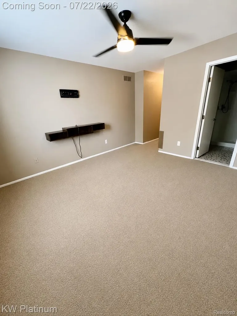 20478 Longwood Drive Clinton Charter Township MI 48038