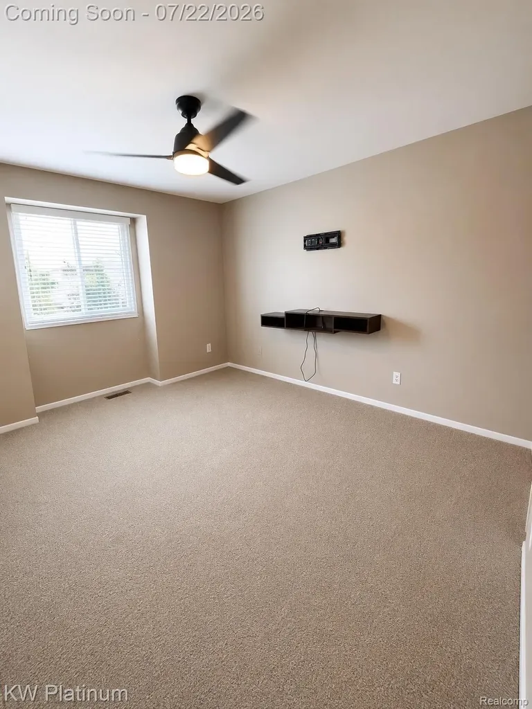20478 Longwood Drive Clinton Charter Township MI 48038