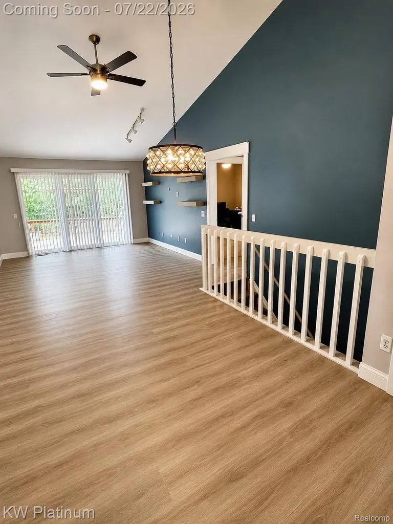 20478 Longwood Drive Clinton Charter Township MI 48038