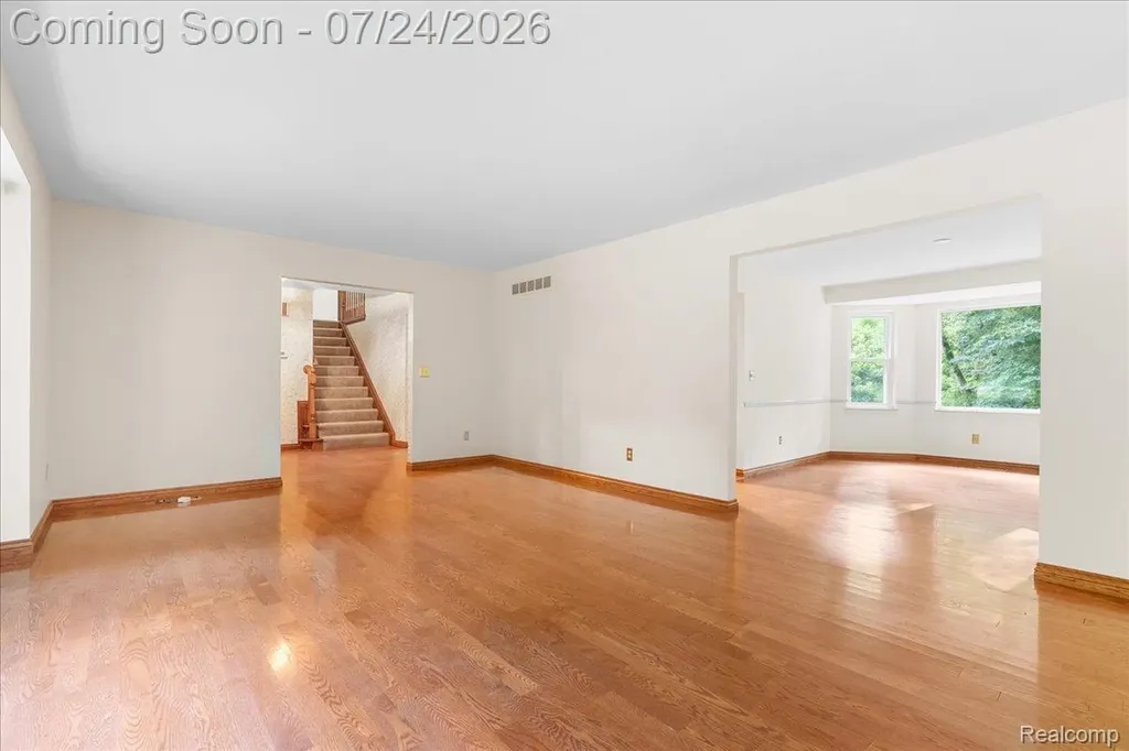 8115 Kiowa Trail Hamburg Township MI 48169