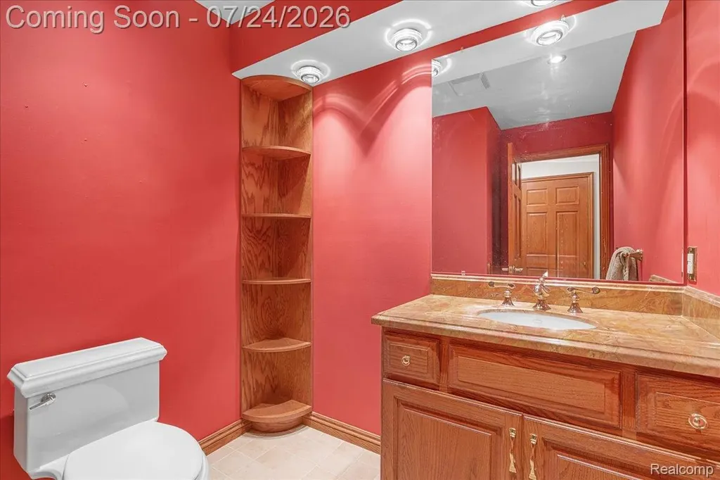 8115 Kiowa Trail Hamburg Township MI 48169