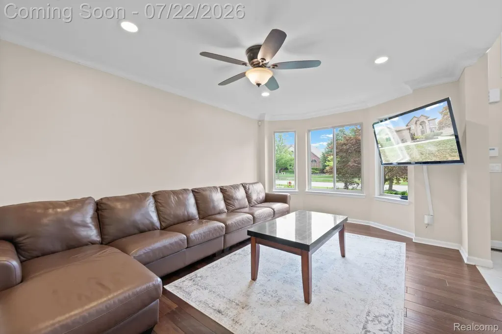 55513 Caesars Drive Shelby Charter Township MI 48315