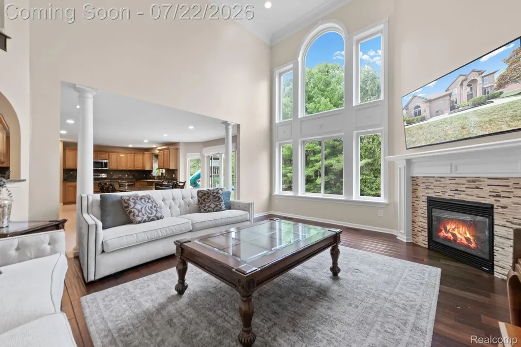 55513 Caesars Drive Shelby Charter Township MI 48315