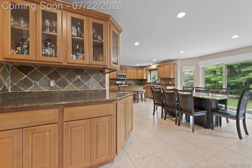 55513 Caesars Drive Shelby Charter Township MI 48315