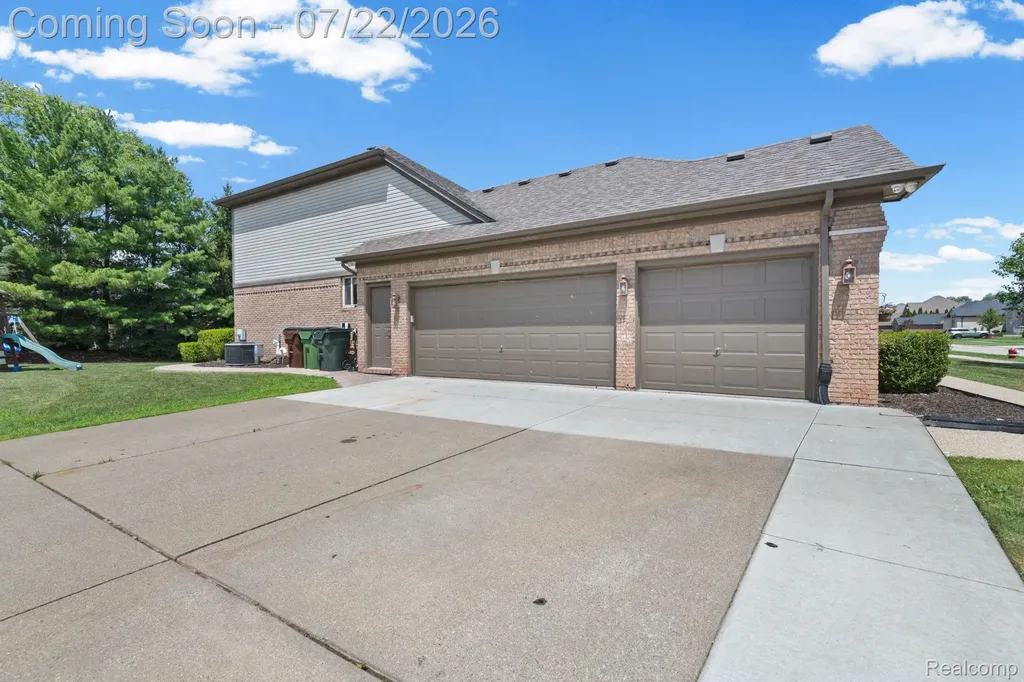 55513 Caesars Drive Shelby Charter Township MI 48315