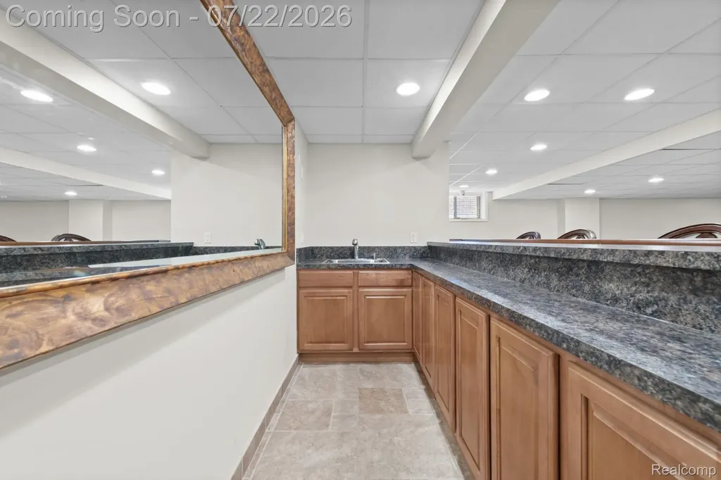 55513 Caesars Drive Shelby Charter Township MI 48315