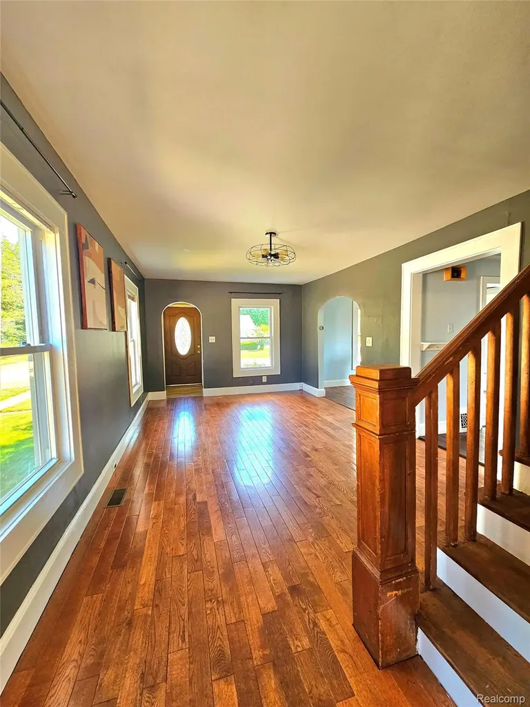 11802 Stuart Street Grand Blanc City MI 48439