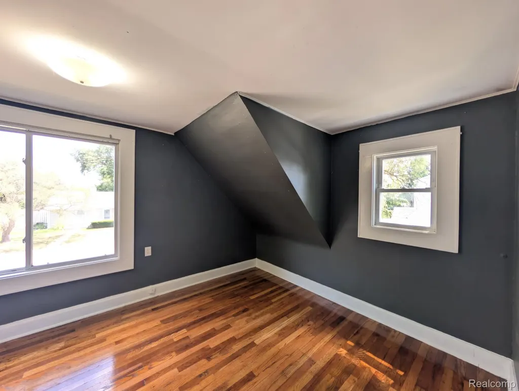 11802 Stuart Street Grand Blanc City MI 48439