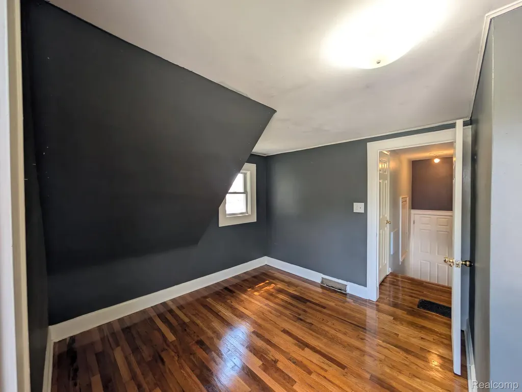 11802 Stuart Street Grand Blanc City MI 48439