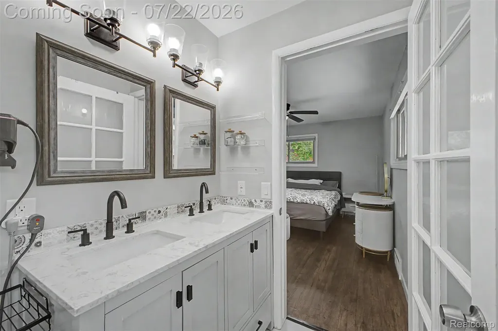 5577 Althea Street Shelby Charter Township MI 48316