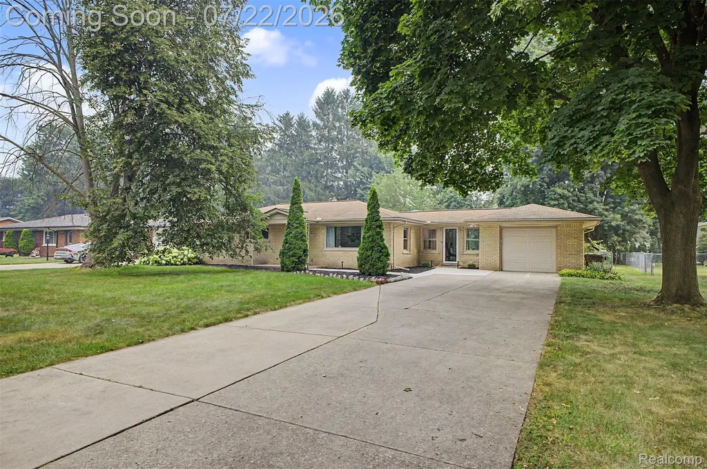 5577 Althea Street Shelby Charter Township MI 48316