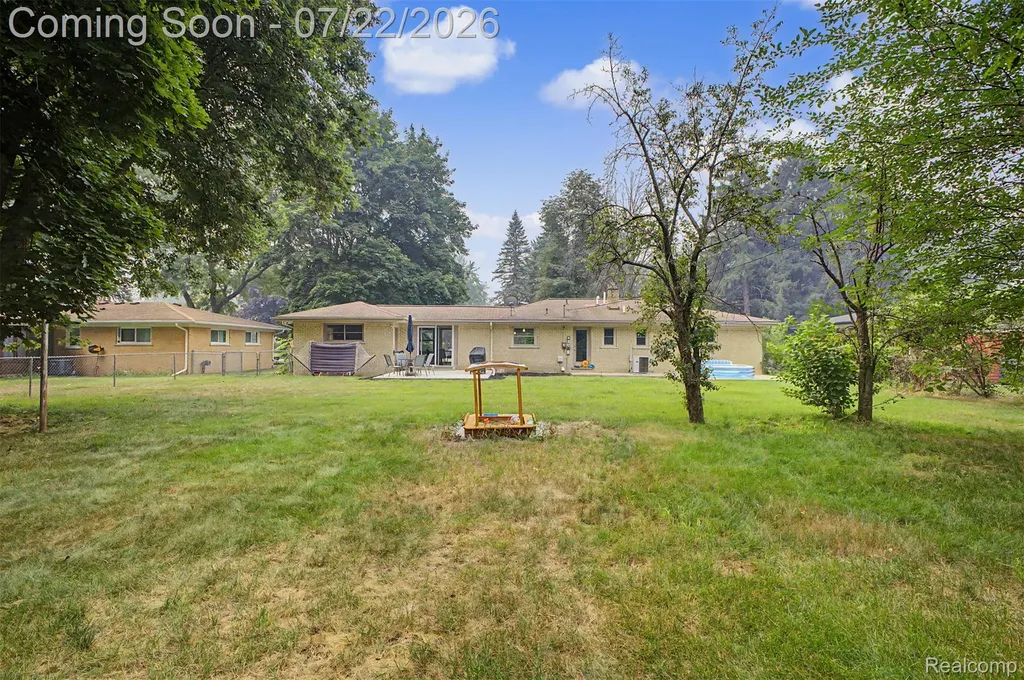 5577 Althea Street Shelby Charter Township MI 48316
