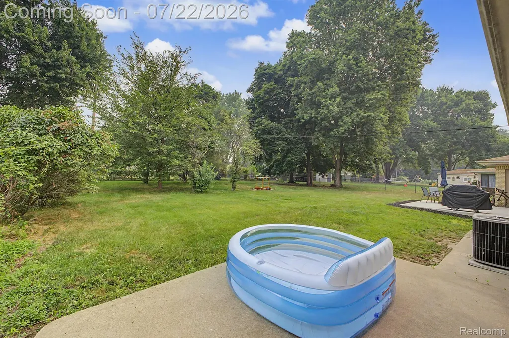5577 Althea Street Shelby Charter Township MI 48316