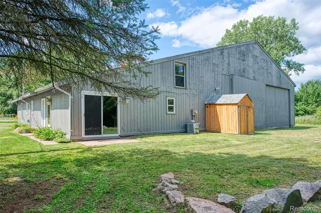 15921 W M 36 Unadilla Township MI 48169