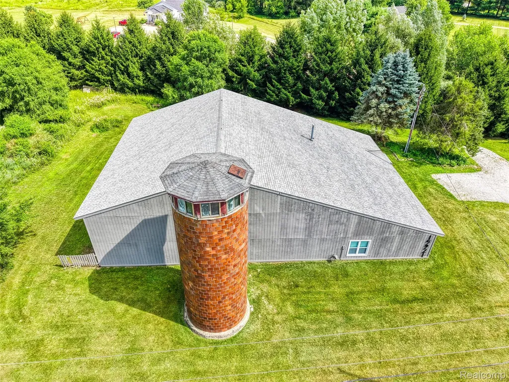 15921 W M 36 Unadilla Township MI 48169