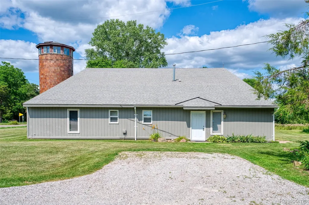15921 W M 36 Unadilla Township MI 48169