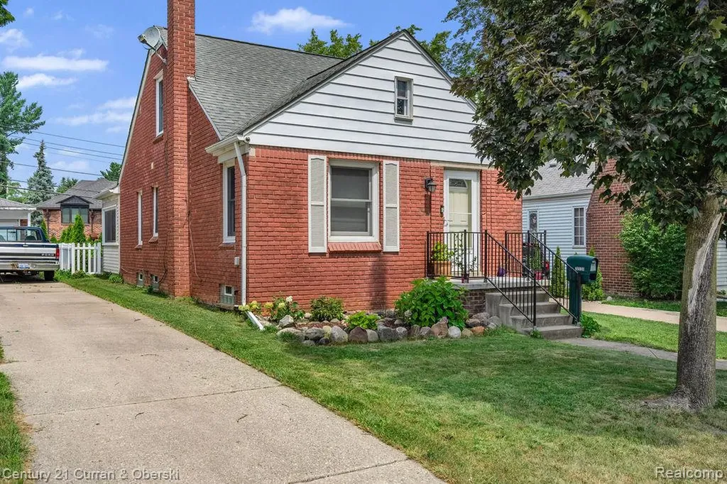 22510 Cherry Hill Street Dearborn City MI 48124