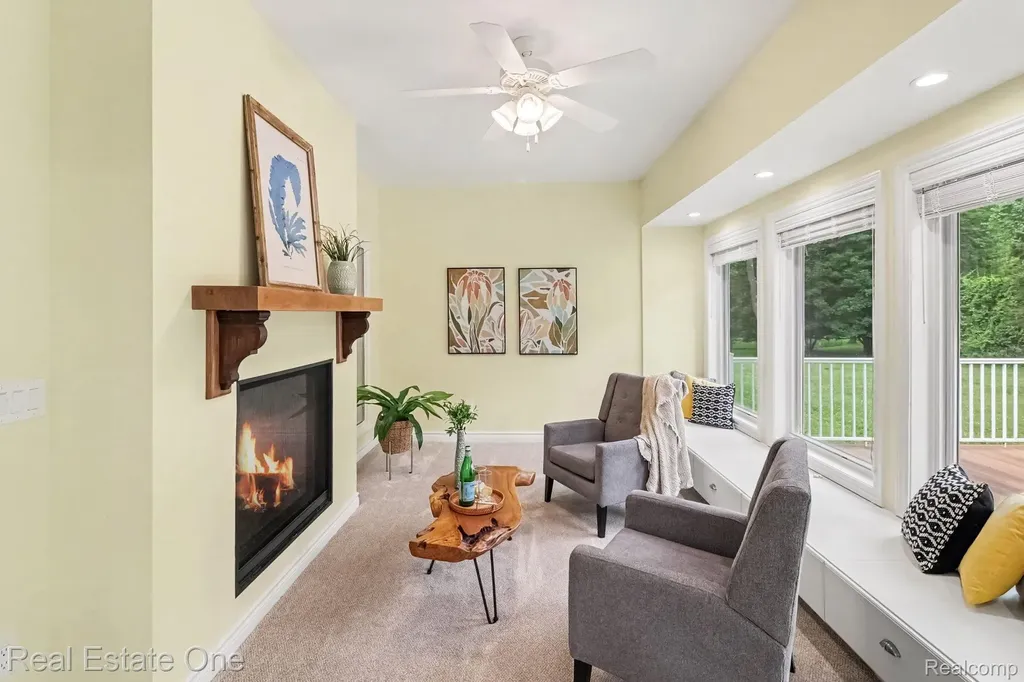 1755 Gray Twig Lane Milford Charter Township MI 48381