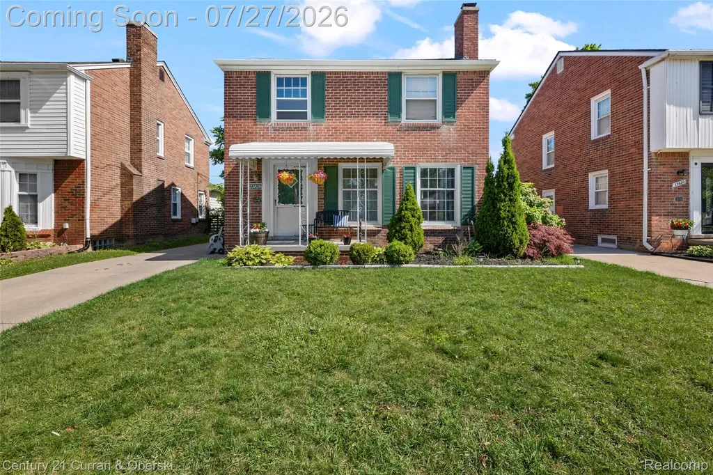 23828 Hollander Street Dearborn Heights City MI 48128